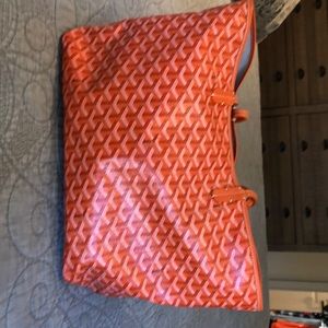 Goyard tote medium size